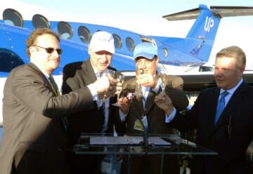 Kenny Dichter toasts Wheels Up's launch with Beechcraft.